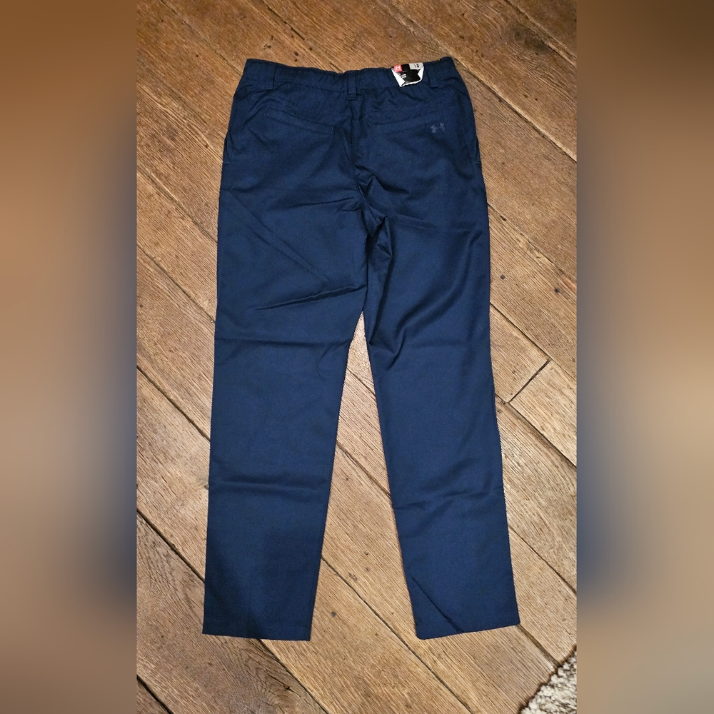 Under Armour Golf pants Size 18 New